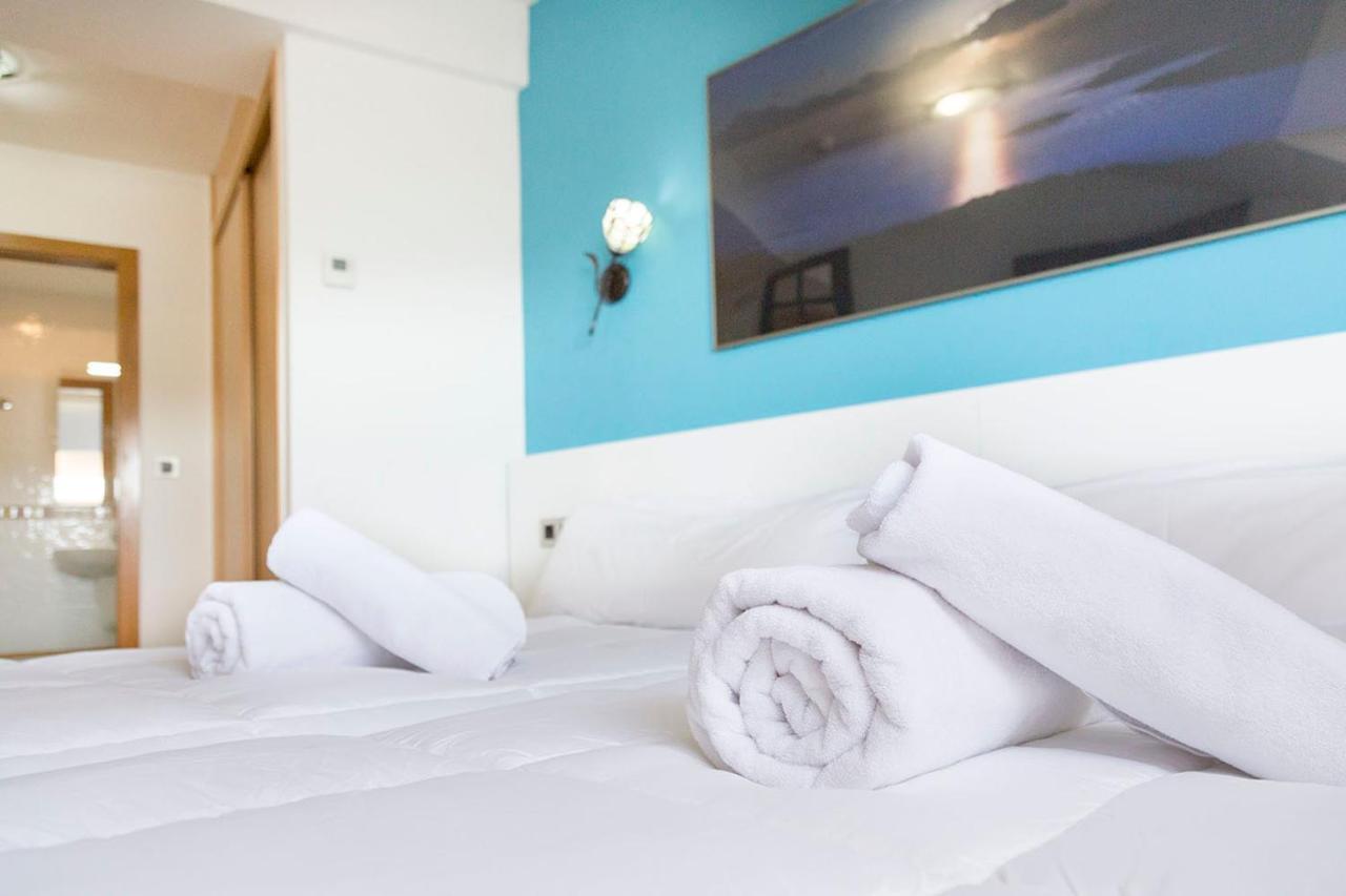 Stellae Luscofusco Hotel ซานติอาโก เด กอมโปสเตลา ภายนอก รูปภาพ