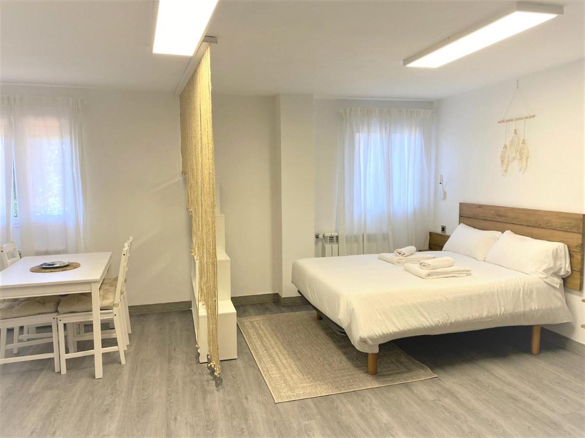 Stellae Luscofusco Hotel ซานติอาโก เด กอมโปสเตลา ภายนอก รูปภาพ