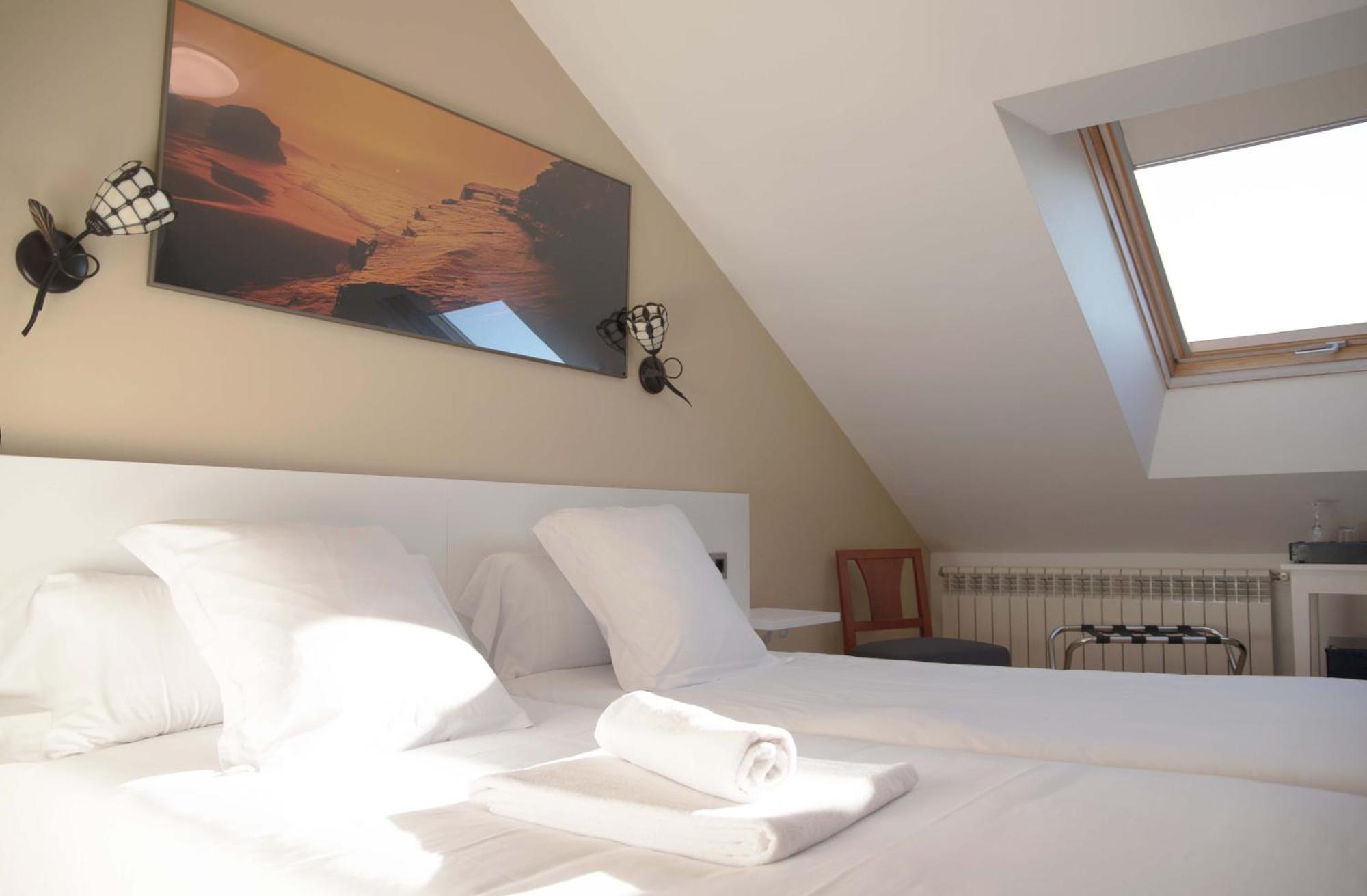 Stellae Luscofusco Hotel ซานติอาโก เด กอมโปสเตลา ภายนอก รูปภาพ