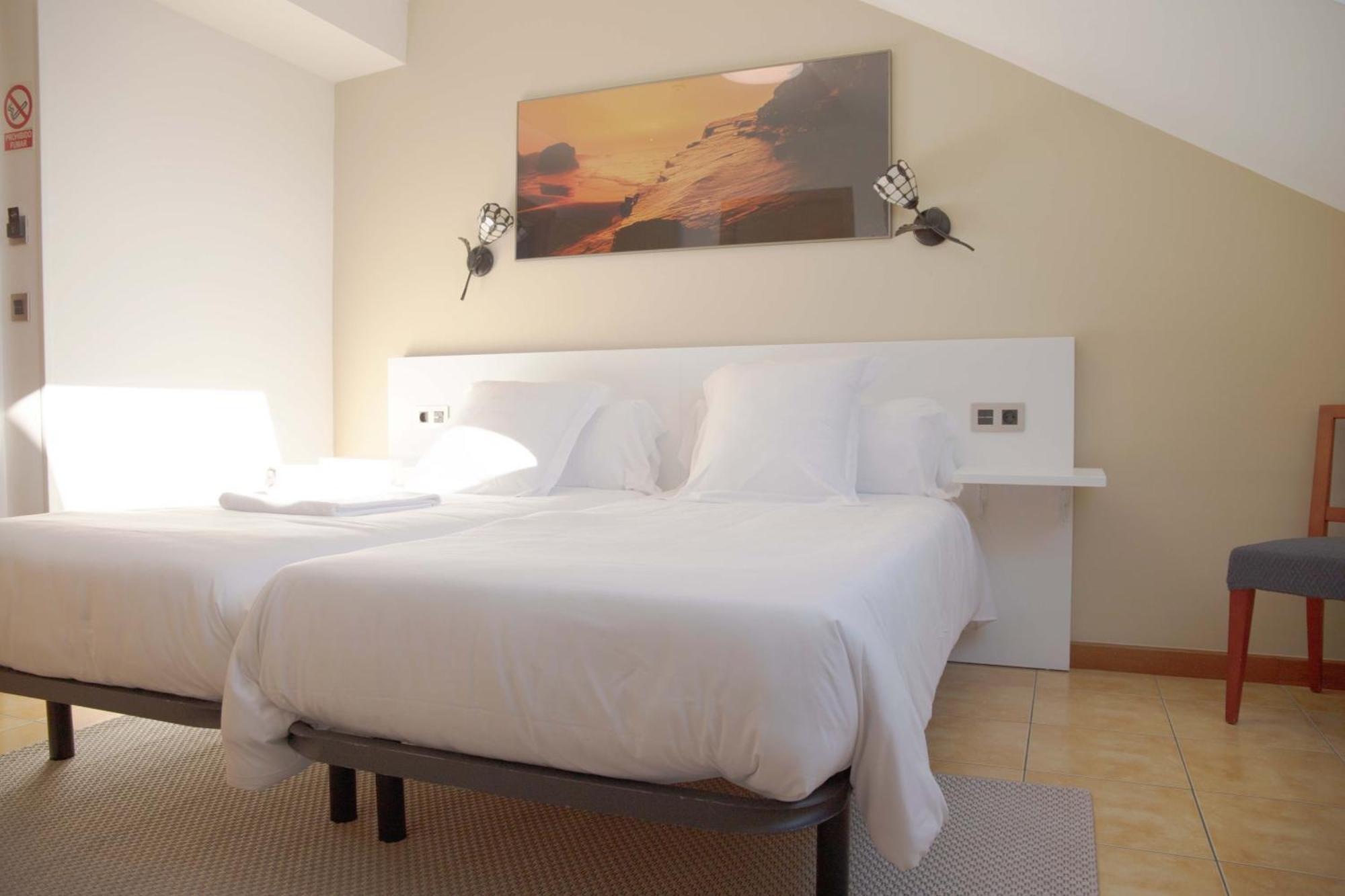 Stellae Luscofusco Hotel ซานติอาโก เด กอมโปสเตลา ภายนอก รูปภาพ